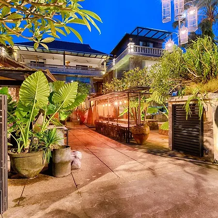 Lot 33 Boutique Hotel-2